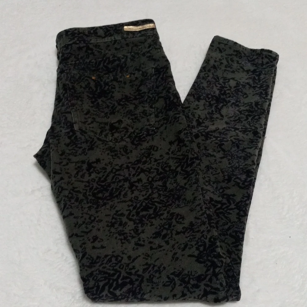 Anthropologie Pilcro and the Letterpress Serif Green & Black Corduroy Pants - Picture 5 of 16